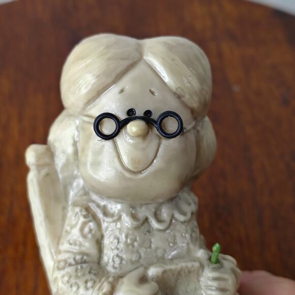 Russ Berrie & Co. World's Greatest Grandma Figure Vintage 1970's - Picture 6 of 8